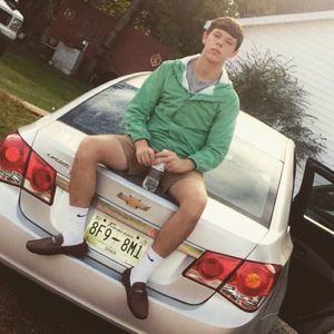 Meet your Posher, Cameron